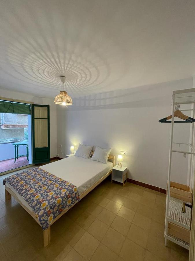 Piso En La Costa Brava Y Al Inicio Del Pirineo Apartment Portbou Bagian luar foto