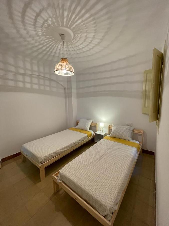Piso En La Costa Brava Y Al Inicio Del Pirineo Apartment Portbou Bagian luar foto