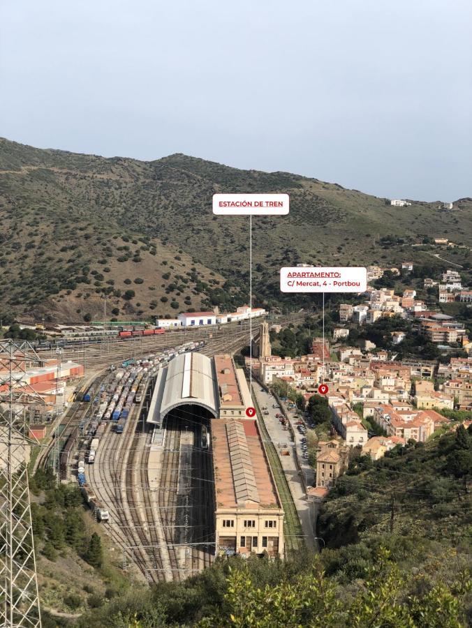 Piso En La Costa Brava Y Al Inicio Del Pirineo Apartment Portbou Bagian luar foto